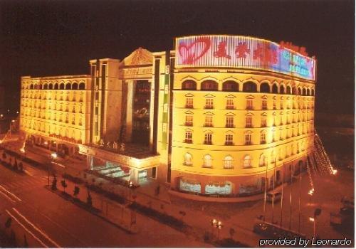 ダリ メイデン ホテル 大理市 エクステリア 写真